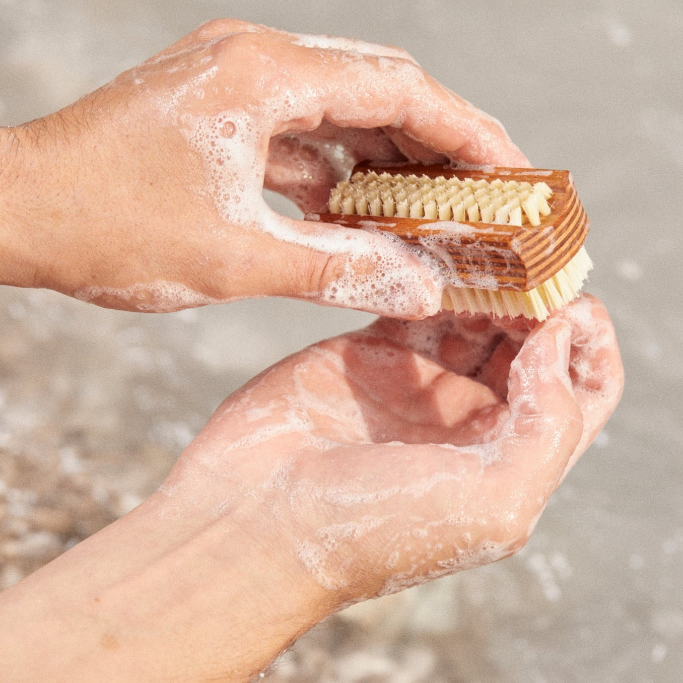 Hand- och nagelborste