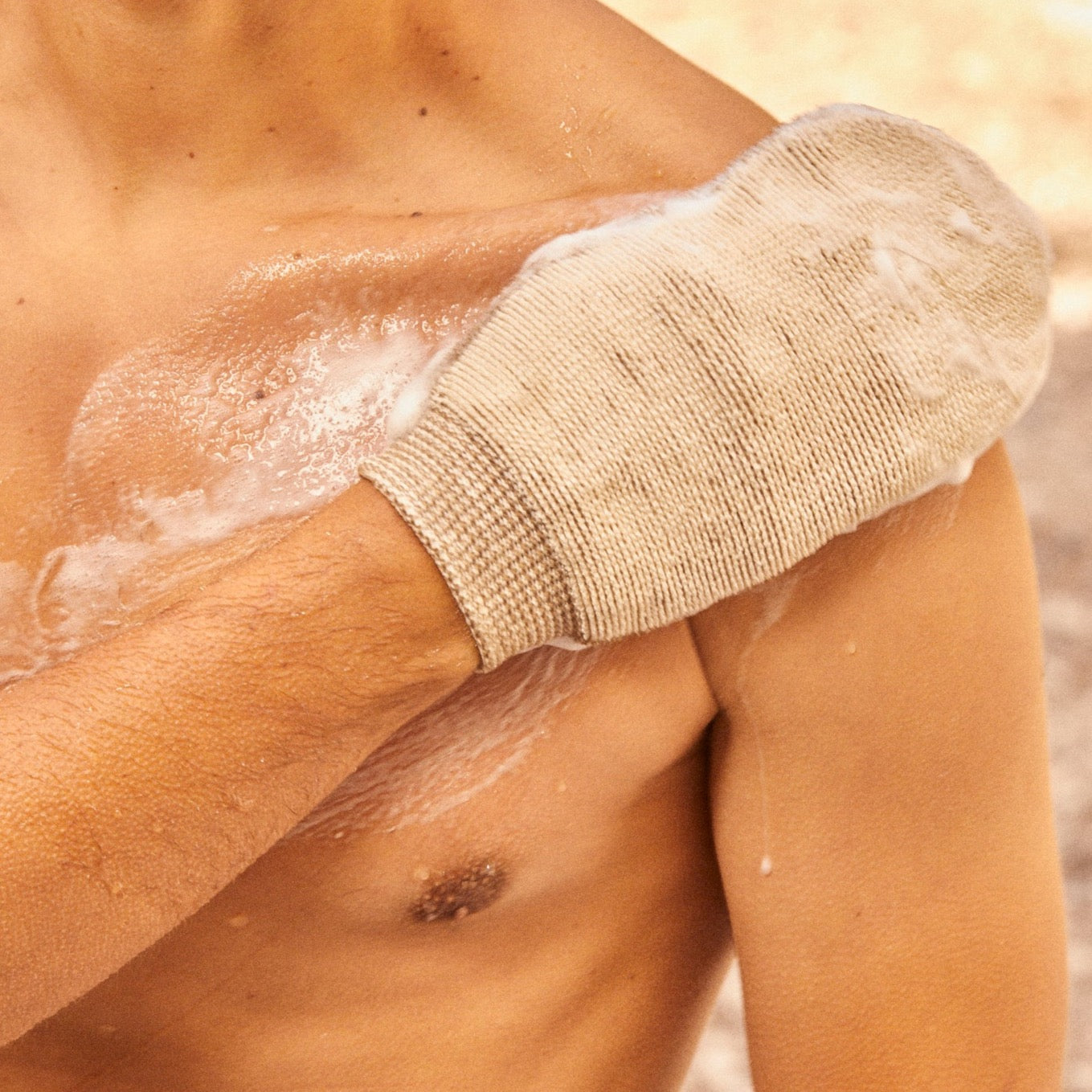 Massagehandske i bomull och linne – dubbel effekt med 2 sidor